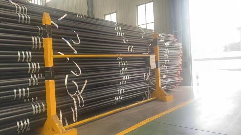API 5CT Kaplama ve Tüpleme borusu, çoklu dereceli seçeneklerle sığ, orta ve derin kuyular için